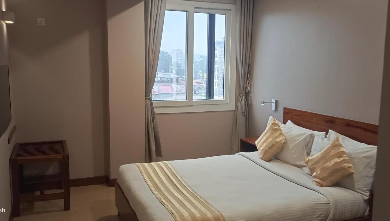 Venus Premier Hotel Аруша Екстериор снимка