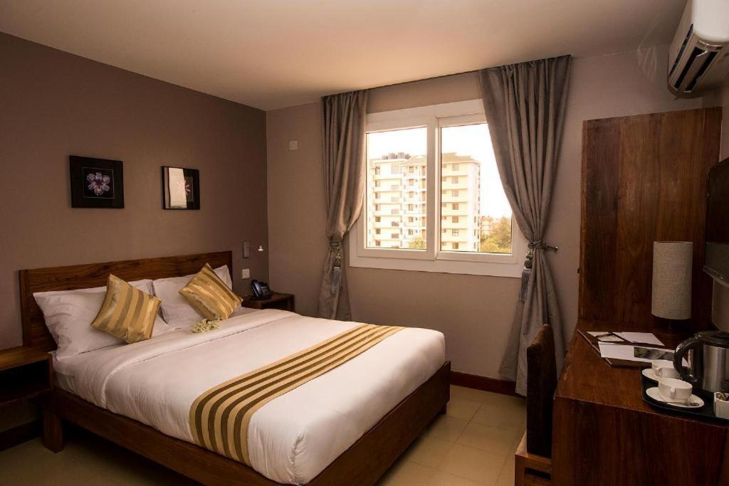 Venus Premier Hotel Аруша Екстериор снимка
