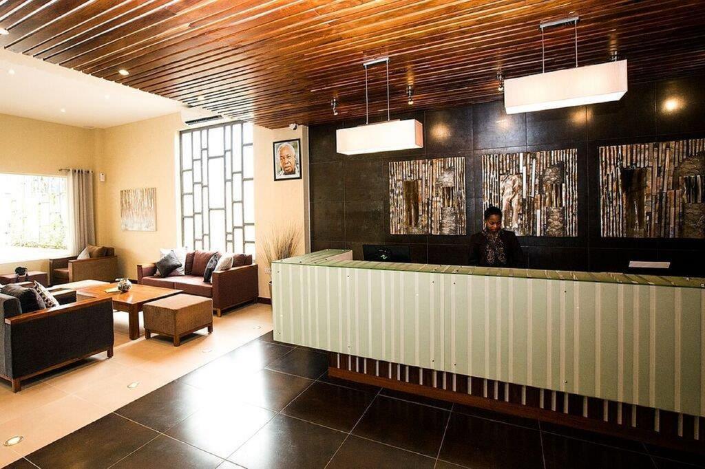 Venus Premier Hotel Аруша Екстериор снимка