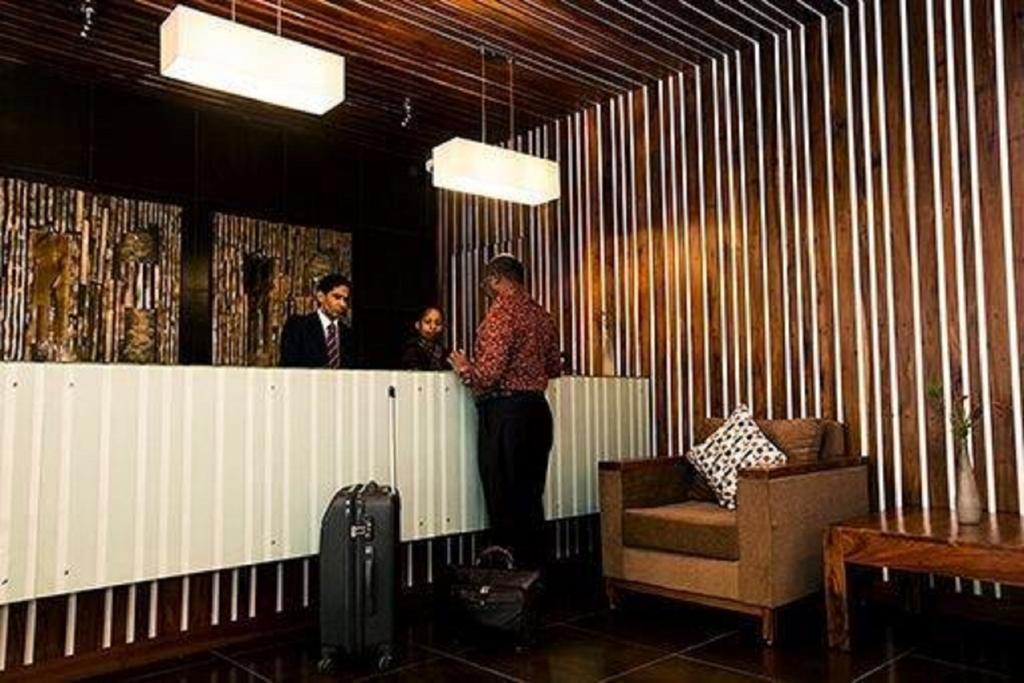 Venus Premier Hotel Аруша Екстериор снимка