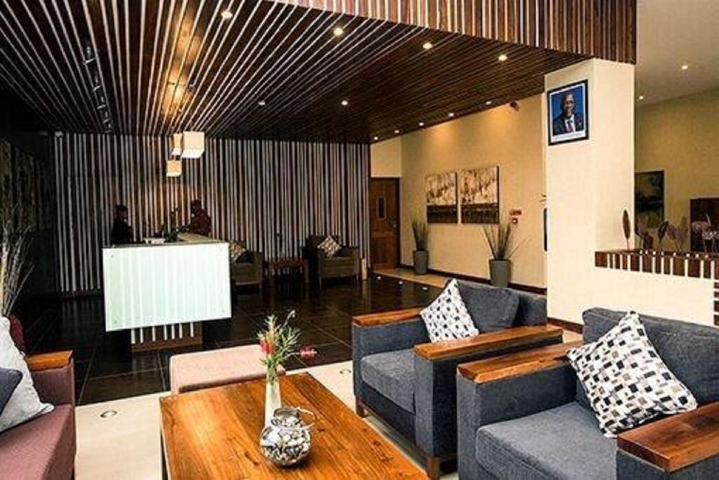 Venus Premier Hotel Аруша Екстериор снимка