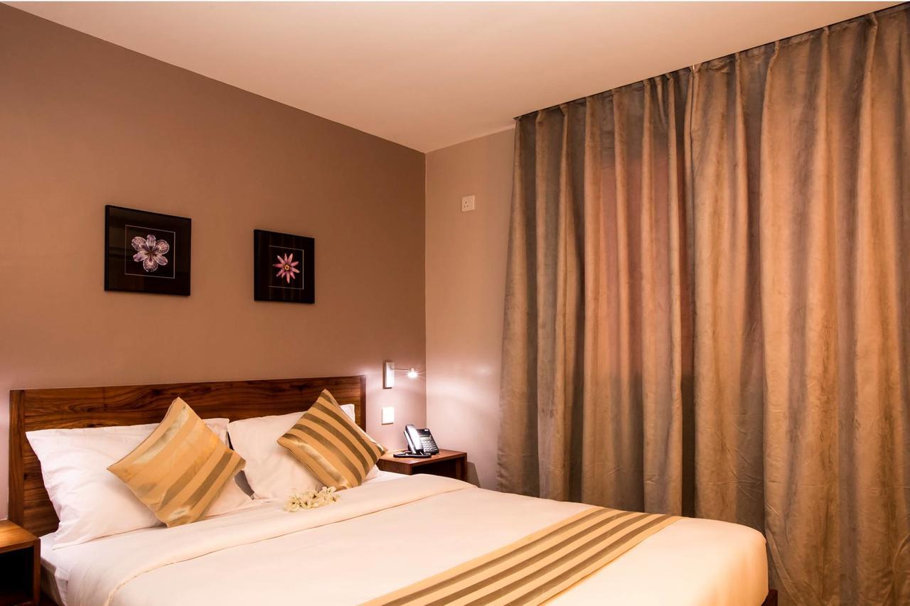 Venus Premier Hotel Аруша Екстериор снимка