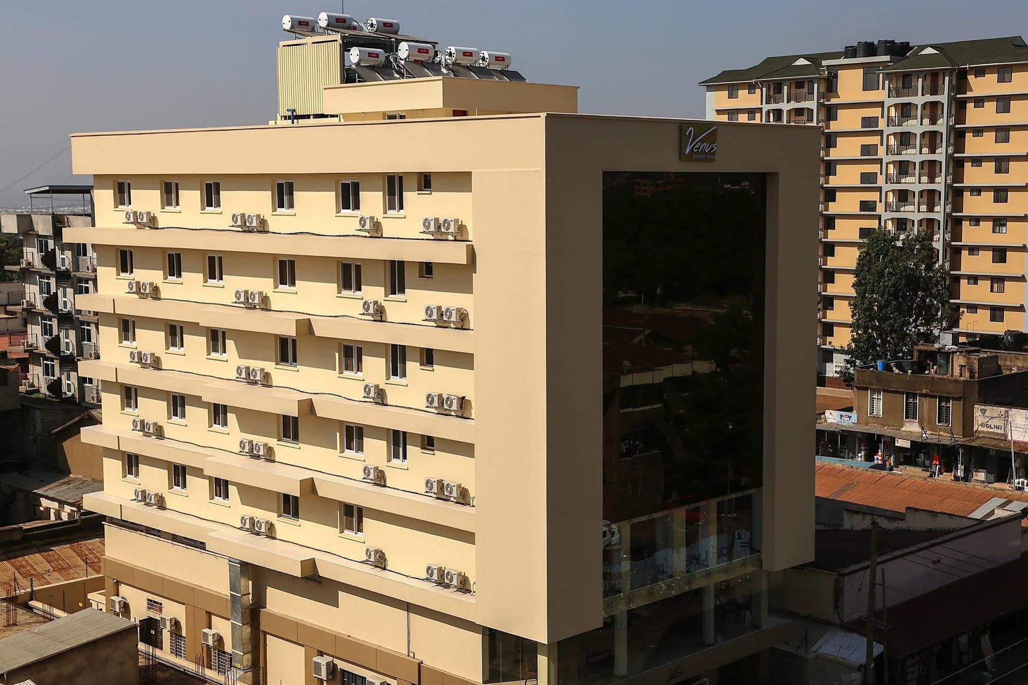 Venus Premier Hotel Аруша Екстериор снимка