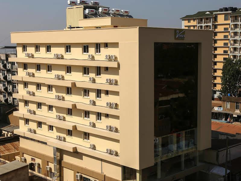 Venus Premier Hotel Аруша Екстериор снимка